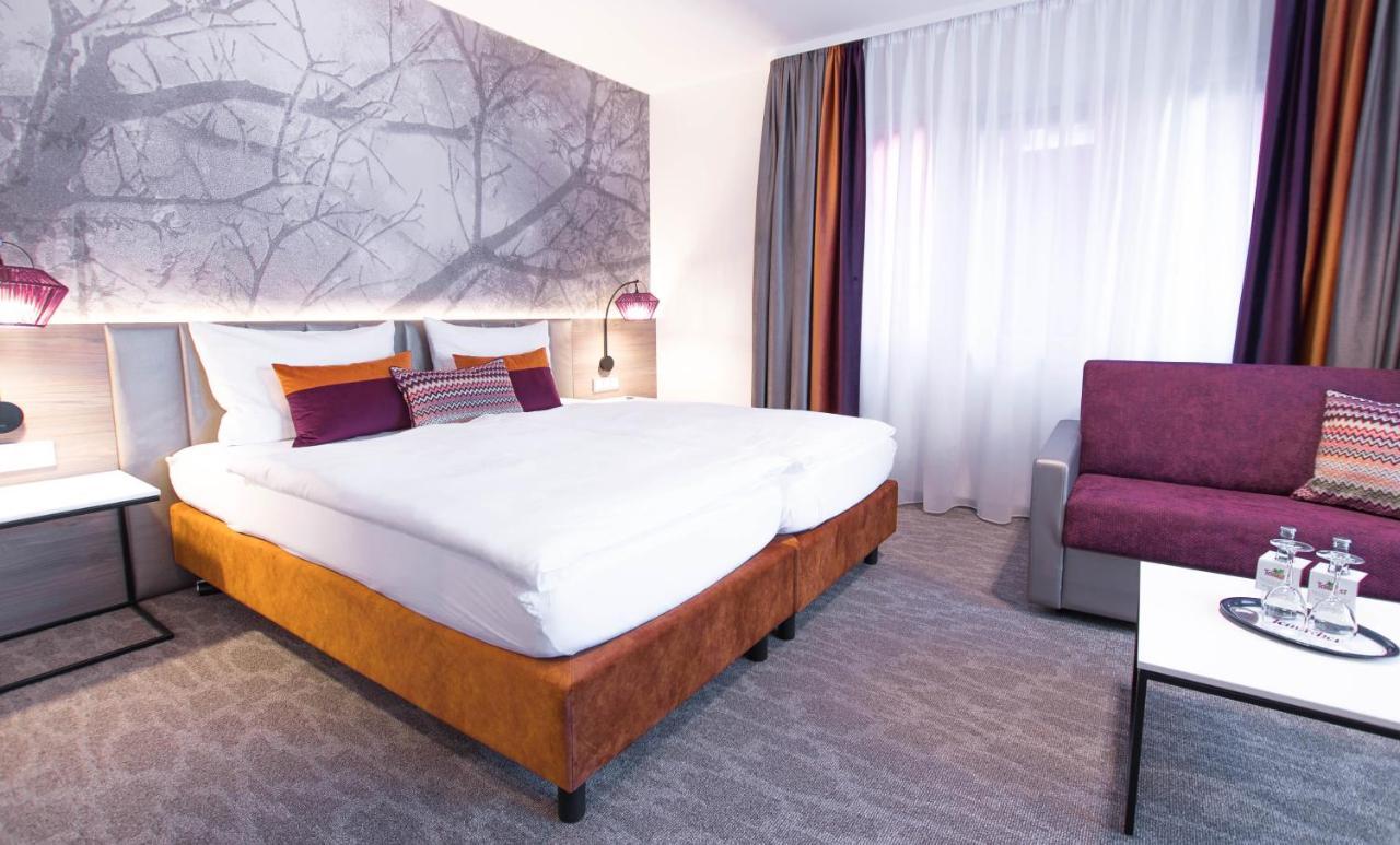 Hotel Boehler Бьоблинген Екстериор снимка