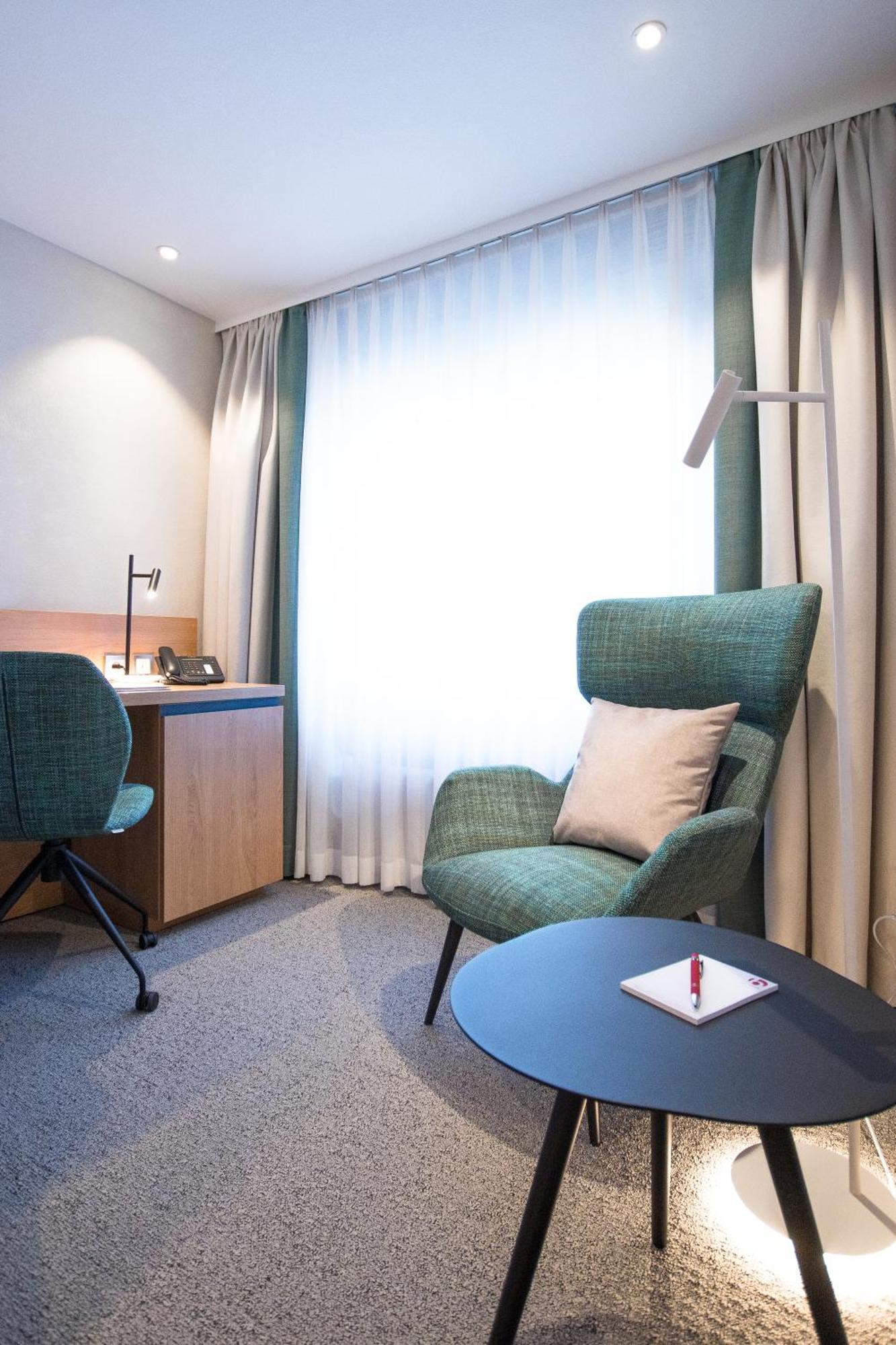 Hotel Boehler Бьоблинген Екстериор снимка
