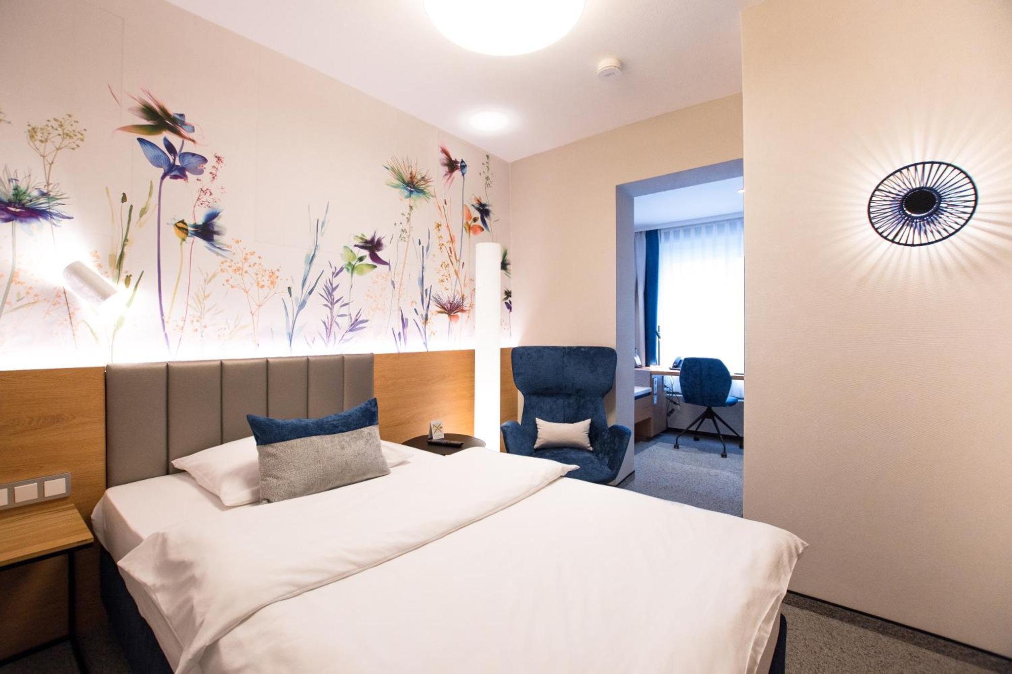 Hotel Boehler Бьоблинген Екстериор снимка
